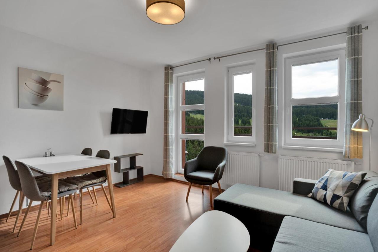 Loučná pod Klínovcem Mountain Apartment Klinovec Atomic מראה חיצוני תמונה