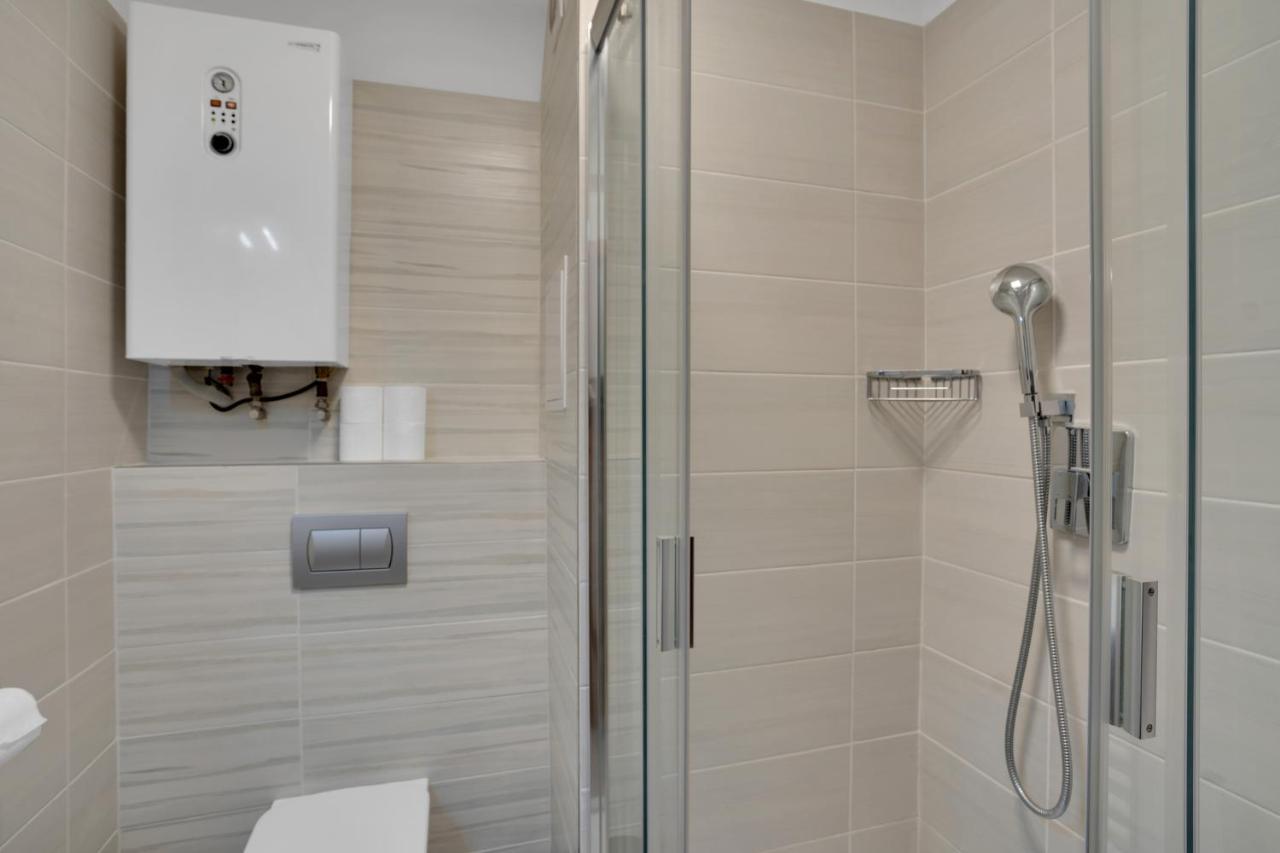 Loučná pod Klínovcem Mountain Apartment Klinovec Atomic מראה חיצוני תמונה